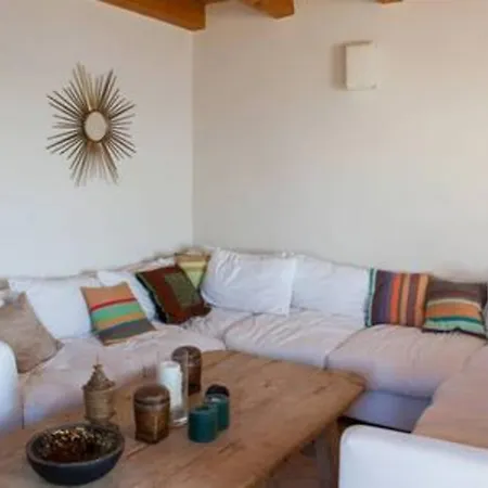 Вилла Old Tree Завала